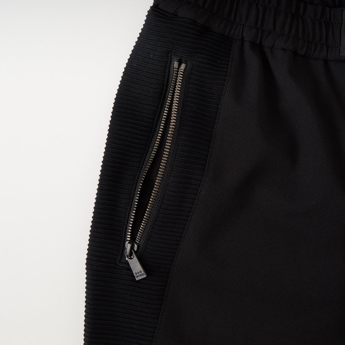 TATRAS [タトラス] ORTICCHIO/オルティッキオ パンツ [MCKZ0045103588] BLACK