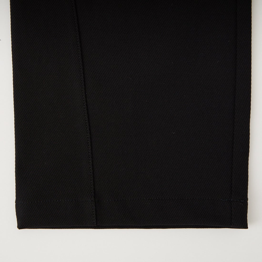 TATRAS [タトラス] ORTICCHIO/オルティッキオ パンツ [MCKZ0045103588] BLACK