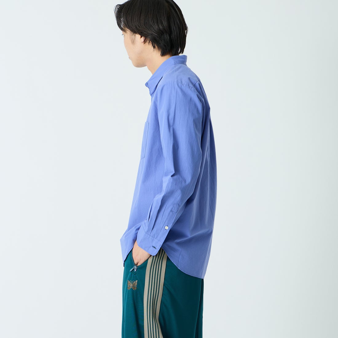 MANUAL ALPHABET [マニュアルアルファベット] ウォッシャーブロード ルーズフィットレギュラーカラーシャツ [MA-S-813] BLUE &&モデル身長：179cm 着用サイズ：3&&