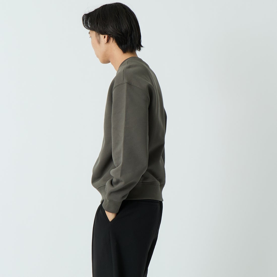 MAISON KITSUNE [メゾン キツネ] ドリーミングフォックス コンフォートスウェット [QM00301KM0341] 0453 BELUG &&モデル身長：179cm 着用サイズ：M&&