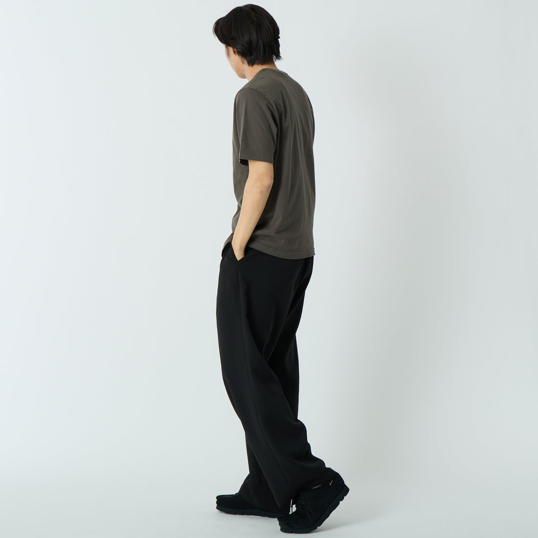 MAISON KITSUNE [メゾン キツネ] ドリーミングフォックス コンフォートTシャツ [QM00102KJ7026] 0453 BELUG &&モデル身長：179cm 着用サイズ：M&&