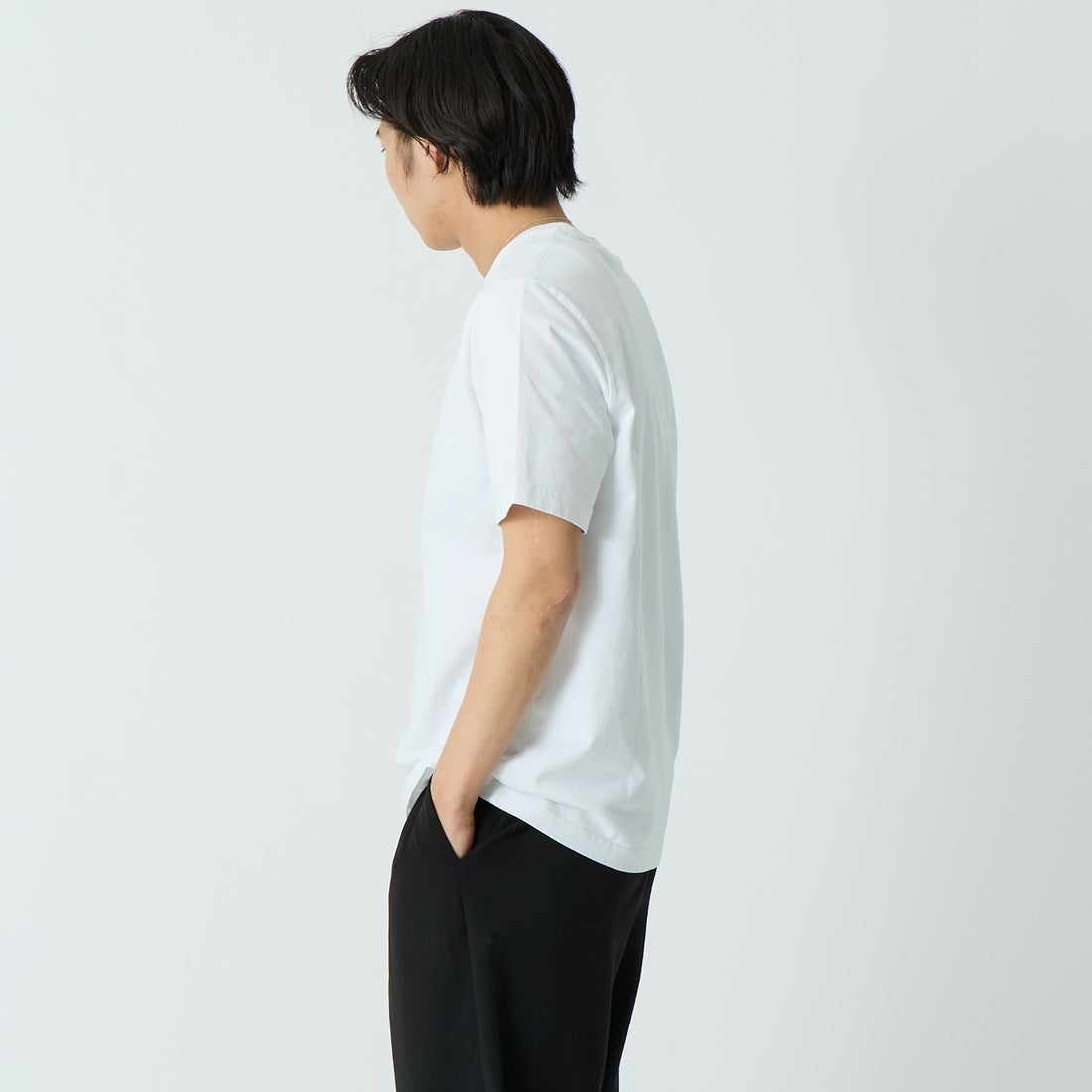 MAISON KITSUNE [メゾン キツネ] フォックスヘッド コンフォートTシャツ [PM00108KJ7025] P100 WHITE &&モデル身長：179cm 着用サイズ：M&&