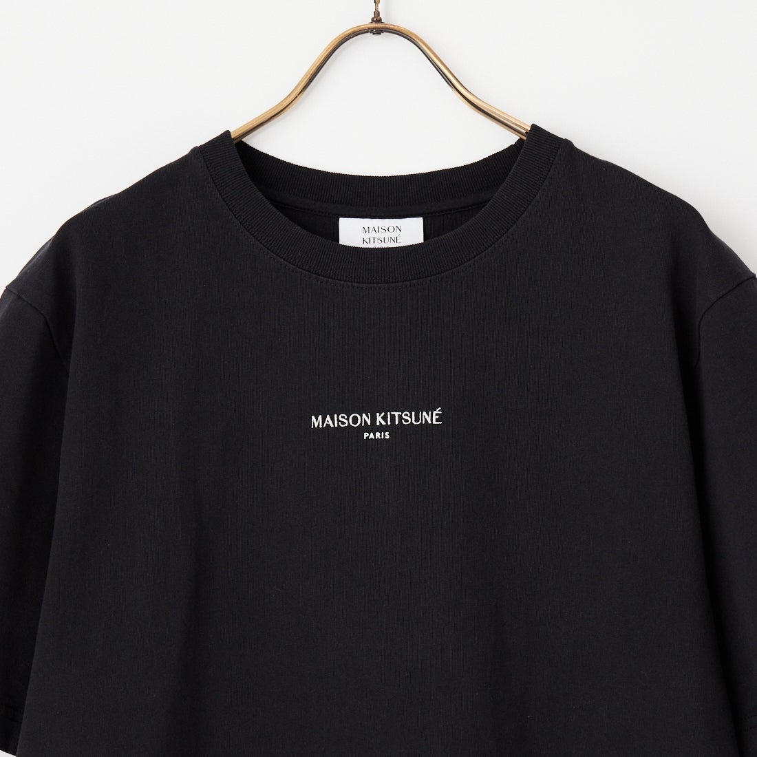 MAISON KITSUNE [メゾン キツネ] MAISON KITSUNE PARIS コンフォートTシャツ [QM00100KJ7025] P199 BLACK
