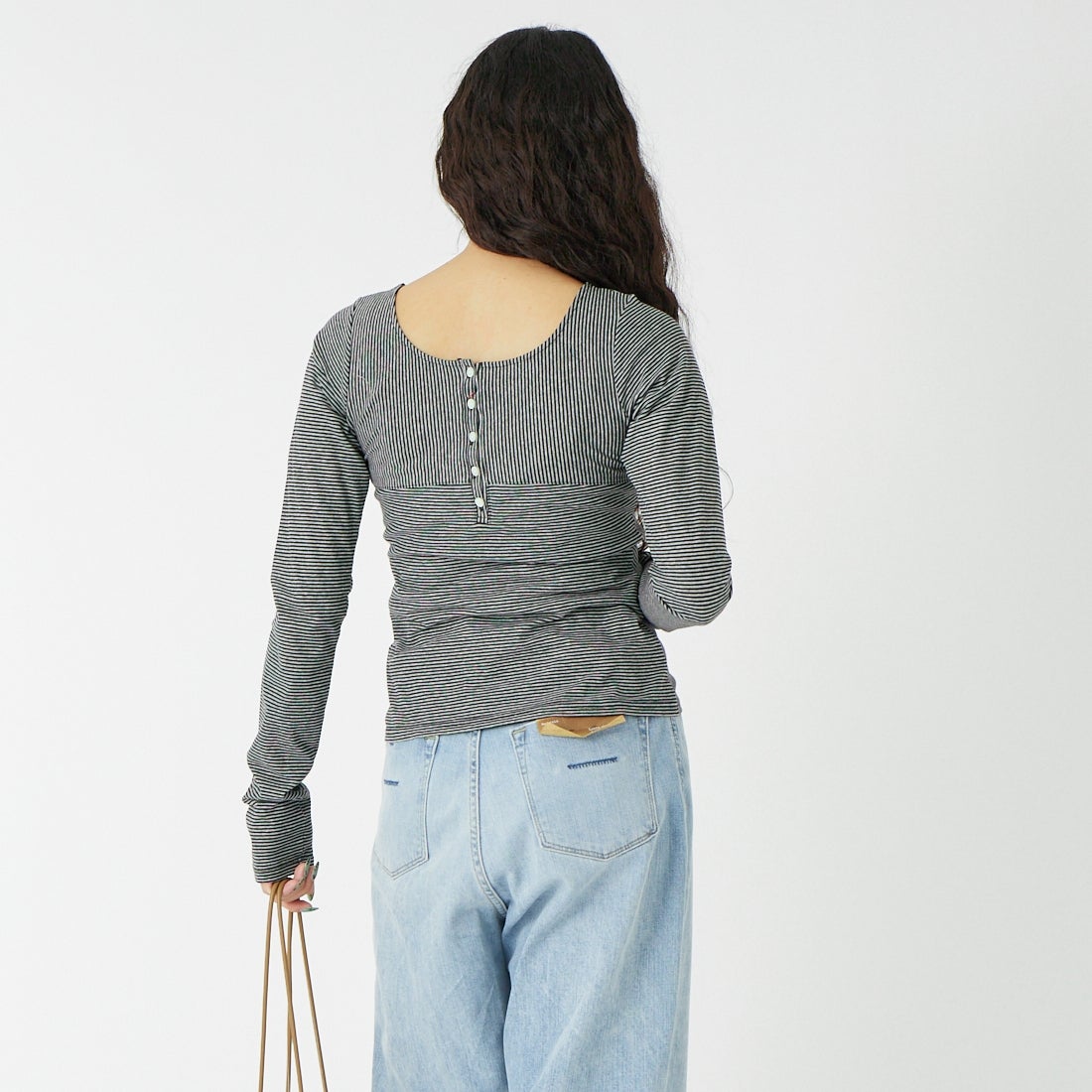 MAISON SPECIAL [メゾンスペシャル] 2WAYトップス [21261415803] C.GRY &&モデル身長：162cm 着用サイズ：F&&