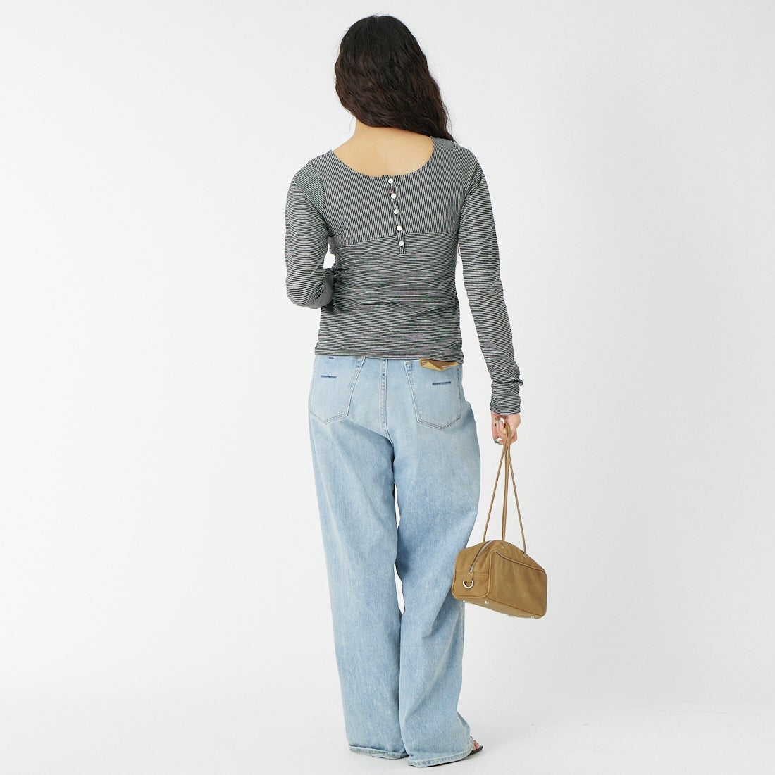 MAISON SPECIAL [メゾンスペシャル] 2WAYトップス [21261415803] C.GRY &&モデル身長：162cm 着用サイズ：F&&