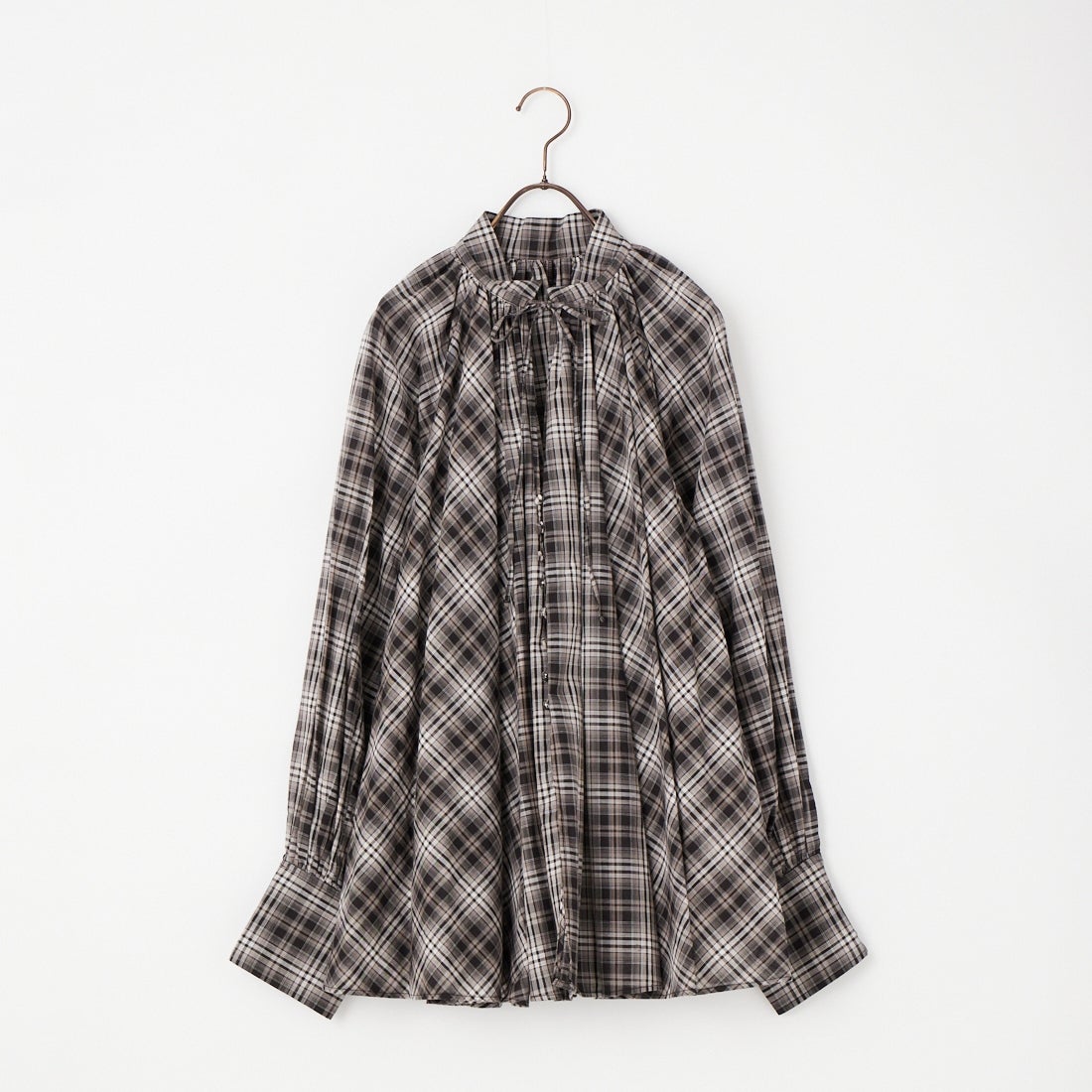 MAISON SPECIAL [メゾンスペシャル] タイ付Vネックボリュームブラウス [21261315704] BLK