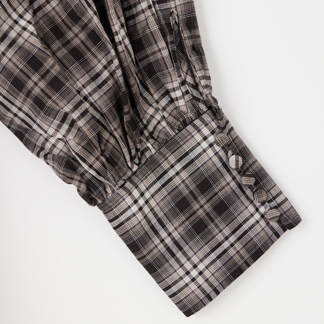 MAISON SPECIAL [メゾンスペシャル] タイ付Vネックボリュームブラウス [21261315704] BLK