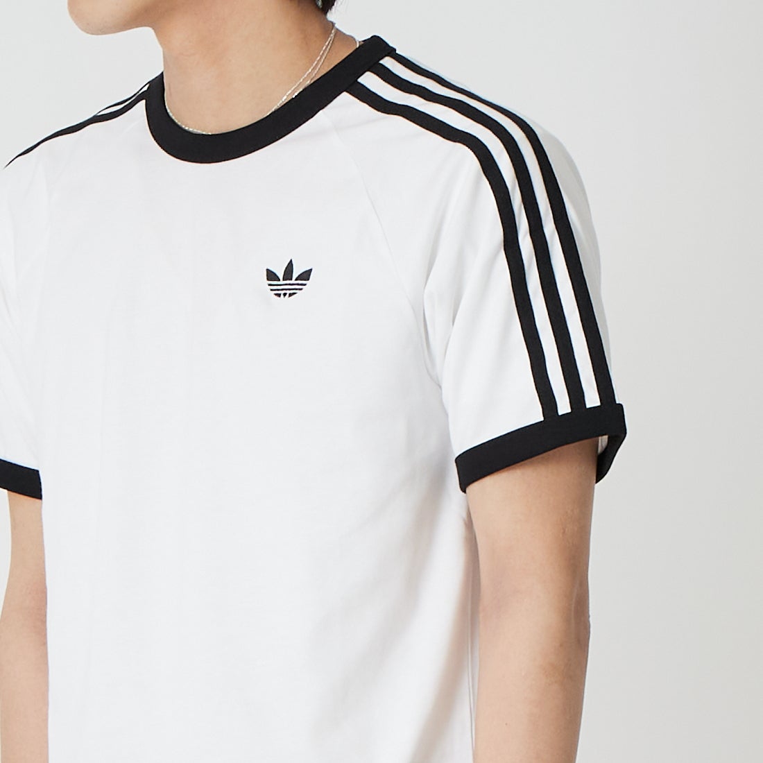 adidas Originals [アディダス オリジナルス] スリーストライプTシャツ [DB785] KE3537 &&モデル身長：179cm 着用サイズ：L&&
