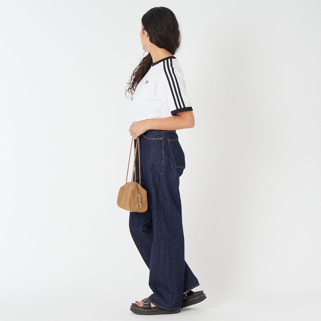 adidas Originals [アディダス オリジナルス] スリーストライプTシャツ [DB785] KE3537 &&モデル身長：162cm 着用サイズ：S&&