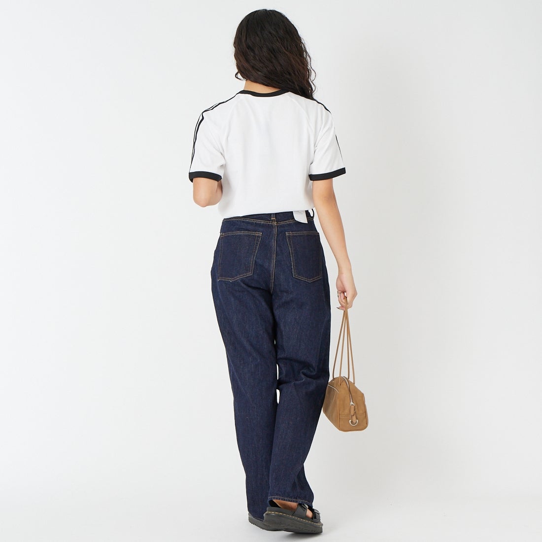 adidas Originals [アディダス オリジナルス] スリーストライプTシャツ [DB785] KE3537 &&モデル身長：162cm 着用サイズ：S&&