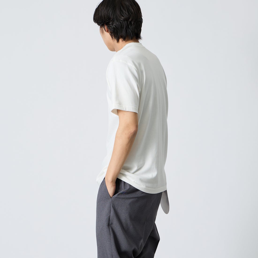 Hanes [ヘインズ] 1P SHIRO クルーネックTシャツ [HM1-D201] 010 WHITE &&モデル身長：179cm 着用サイズ：L&&