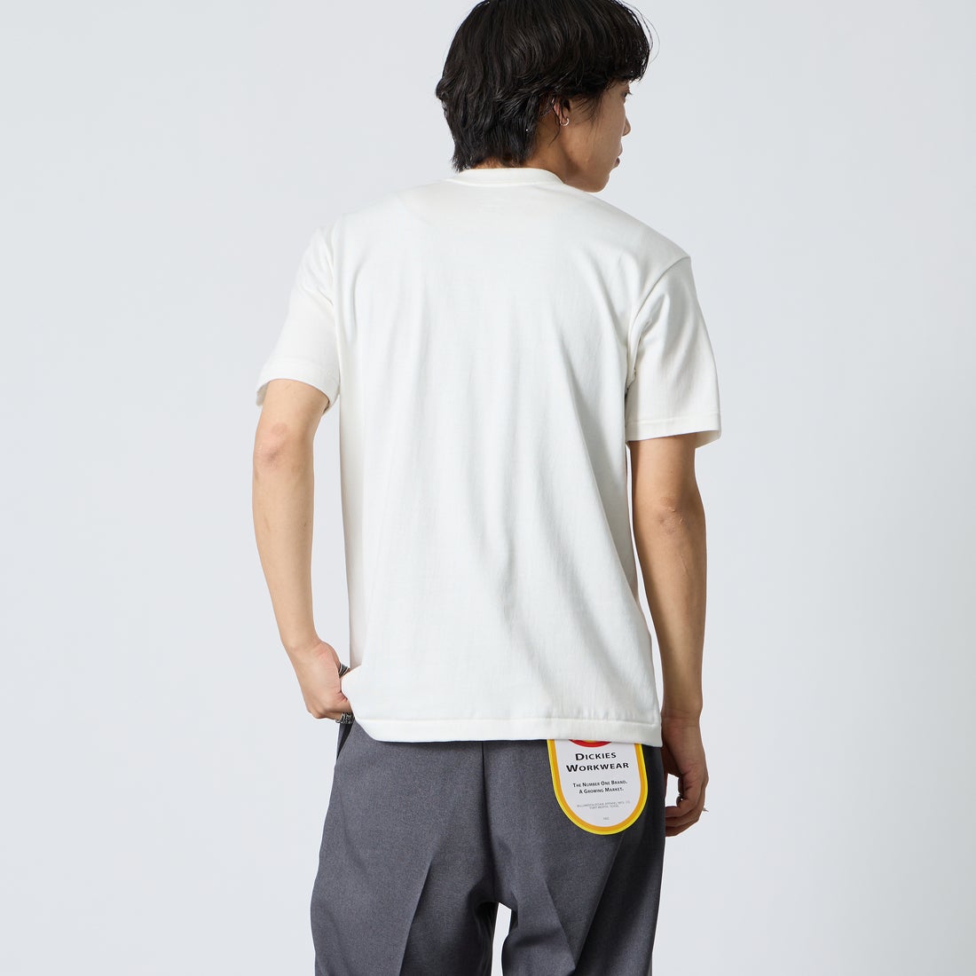 Hanes [ヘインズ] 1P SHIRO クルーネックTシャツ [HM1-D201] 010 WHITE &&モデル身長：179cm 着用サイズ：L&&