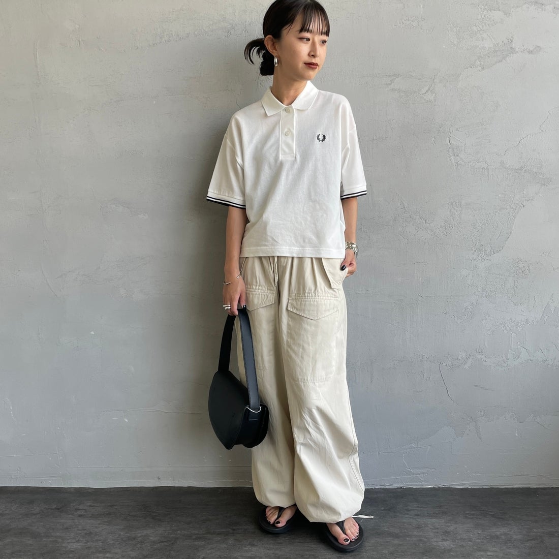 FRED PERRY [フレッドペリー] シアーティップポロシャツ [G2174] 129 SNOW &&モデル身長：150cm 着用サイズ：10&&