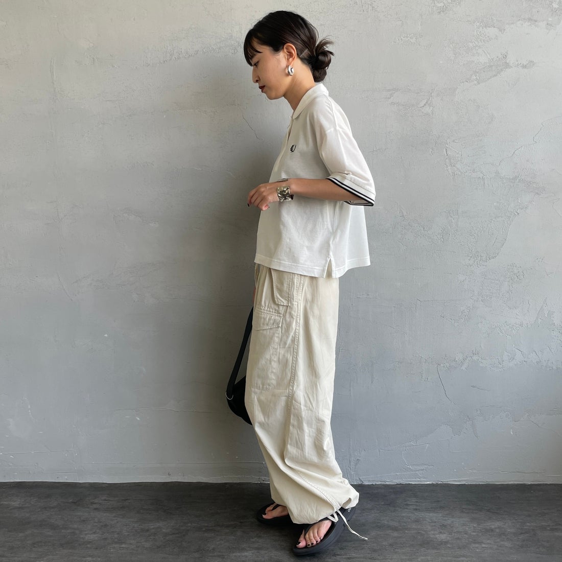 FRED PERRY [フレッドペリー] シアーティップポロシャツ [G2174] 129 SNOW &&モデル身長：150cm 着用サイズ：10&&