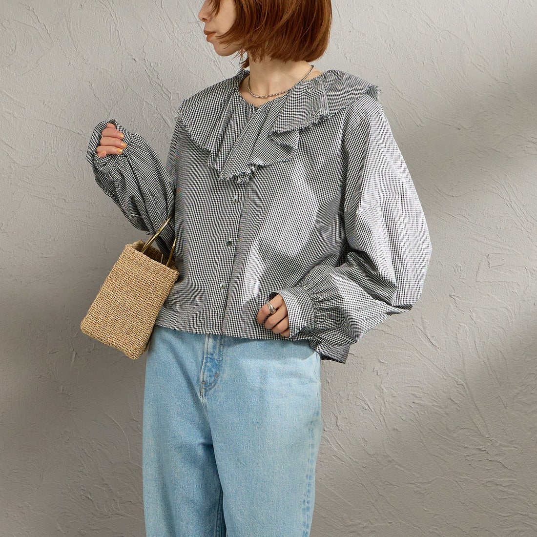 mizuiro ind [ミズイロインド] チェックフリルギャザーカラーシャツ [1-230152] 99 BLACK &&モデル身長：158cm 着用サイズ：F&&
