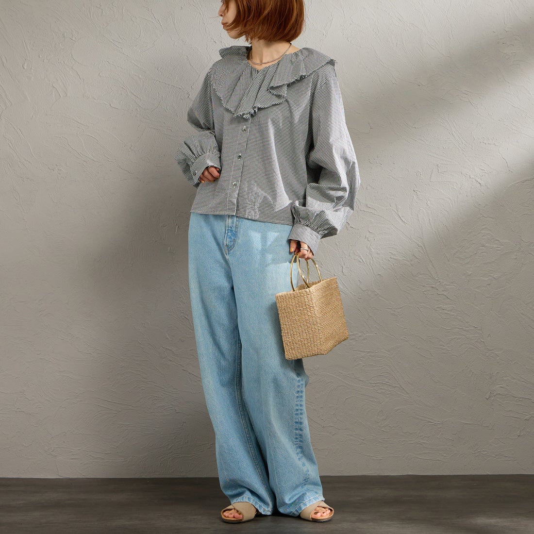 mizuiro ind [ミズイロインド] チェックフリルギャザーカラーシャツ [1-230152] 99 BLACK &&モデル身長：158cm 着用サイズ：F&&