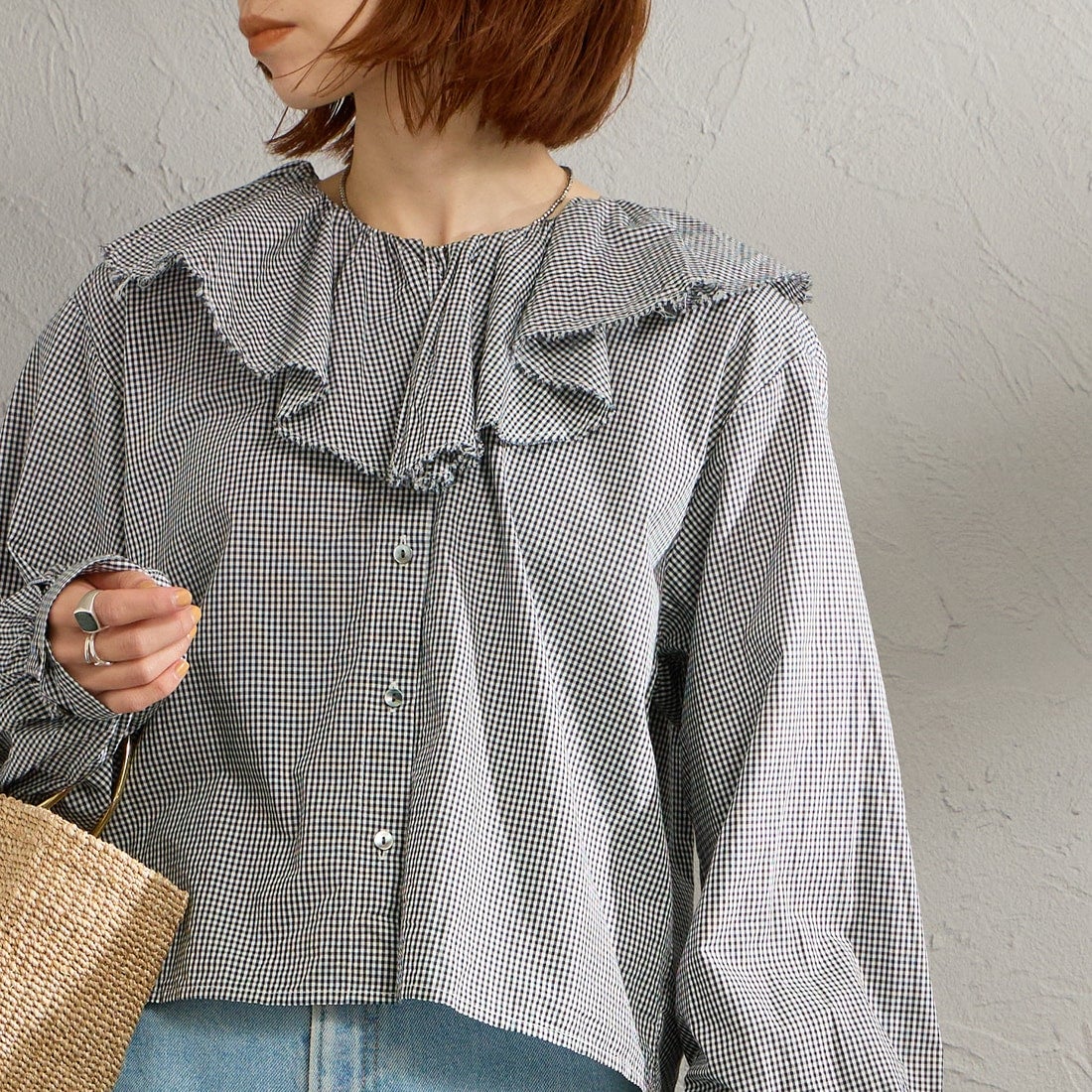 mizuiro ind [ミズイロインド] チェックフリルギャザーカラーシャツ [1-230152] 99 BLACK &&モデル身長：158cm 着用サイズ：F&&