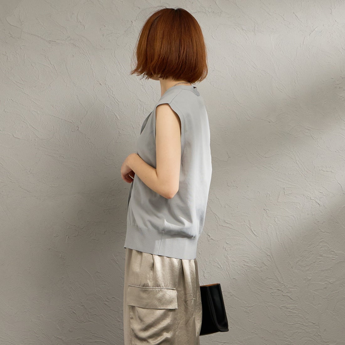 mizuiro ind [ミズイロインド] Vネックベスト [1-220070] 90 L.GRAY &&モデル身長：158cm 着用サイズ：F&&