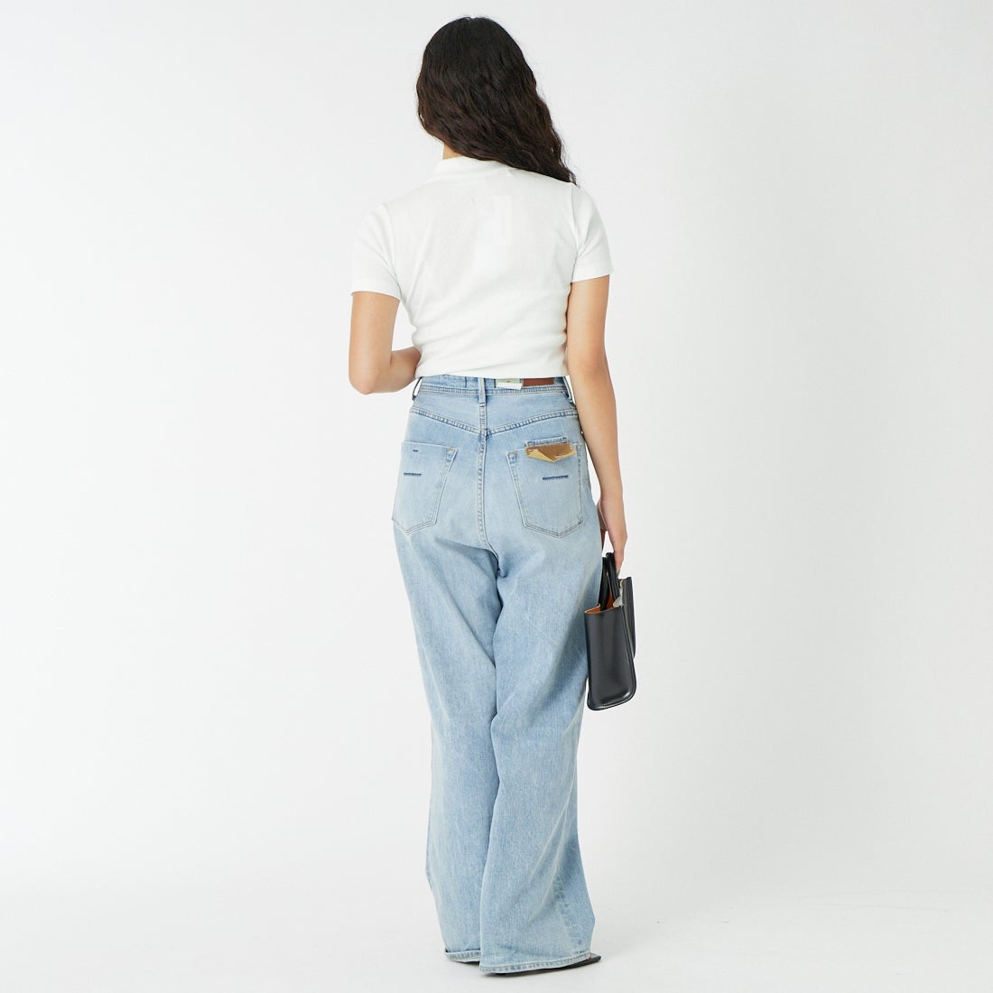 LACOSTE [ラコステ] タイトフィットリブニットポロシャツ [DF5377] 70V FLOUR &&モデル身長：162cm 着用サイズ：36&&