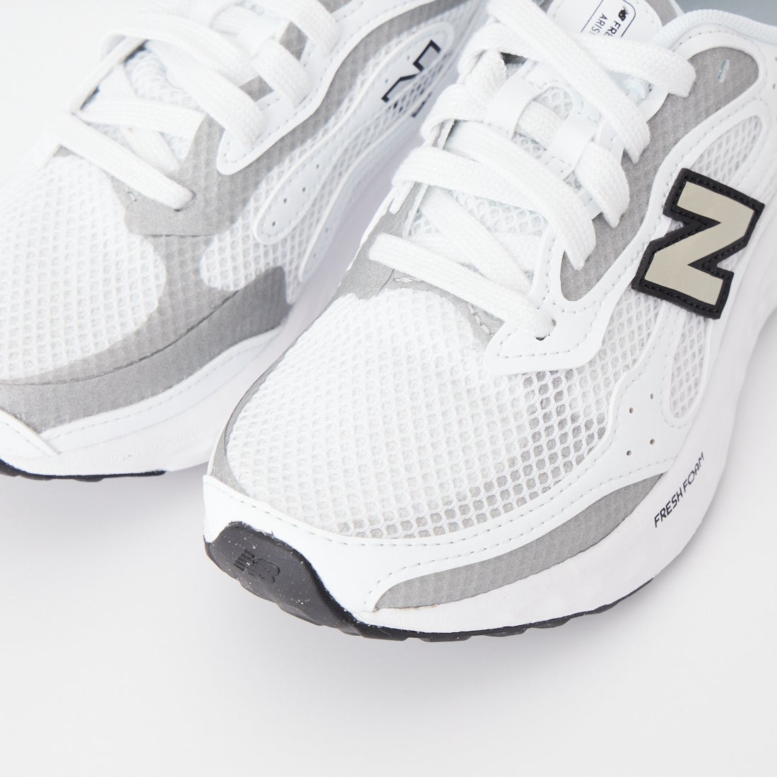 new balance [ニューバランス] フレッシュフォーム アリシV4 [WARISTT4] WHITE
