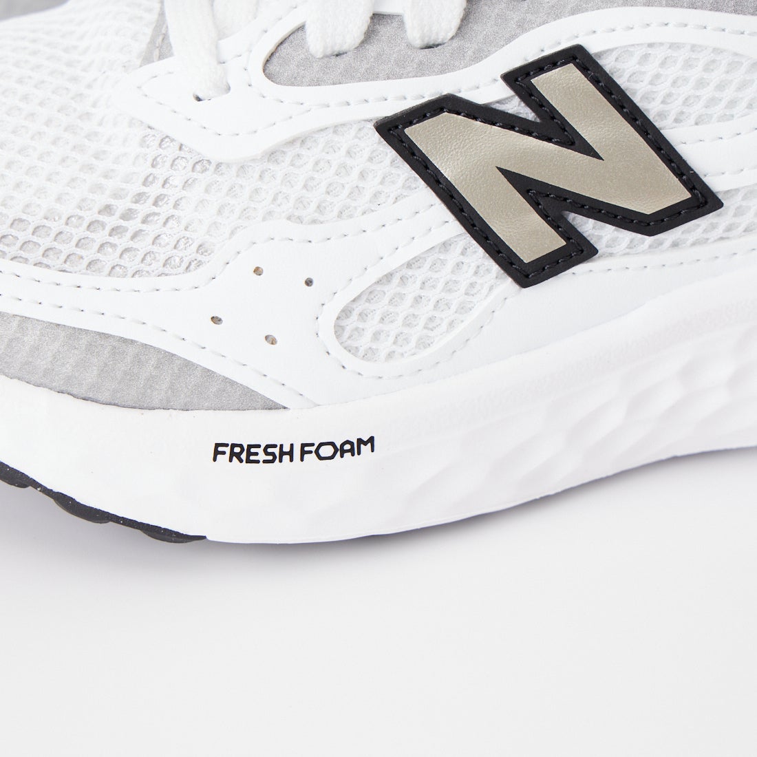 new balance [ニューバランス] フレッシュフォーム アリシV4 [WARISTT4] WHITE