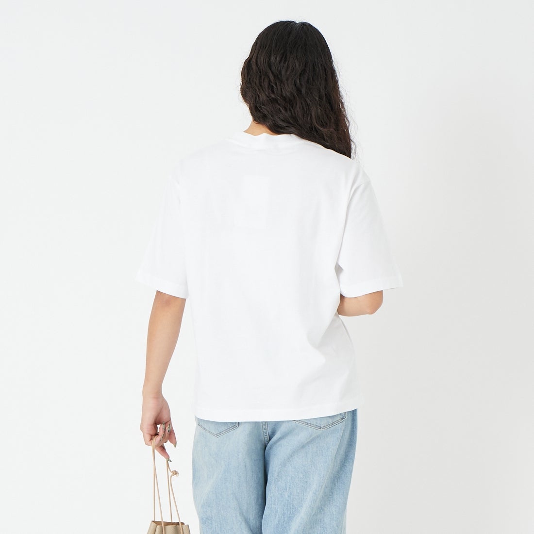 Barbour [バブアー] マージョリー ロゴ刺繍Tシャツ [LTS0707] WH11 &&モデル身長：162cm 着用サイズ：S&&