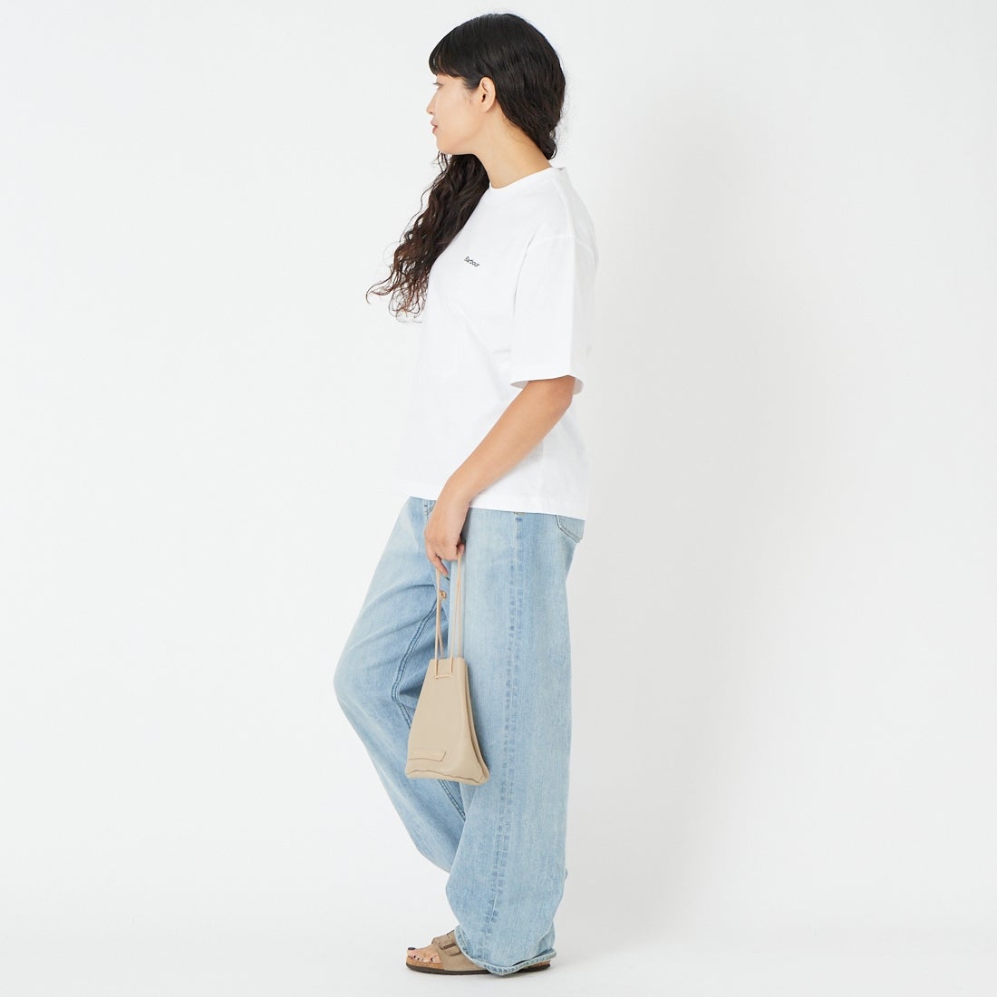 Barbour [バブアー] マージョリー ロゴ刺繍Tシャツ [LTS0707] WH11 &&モデル身長：162cm 着用サイズ：S&&