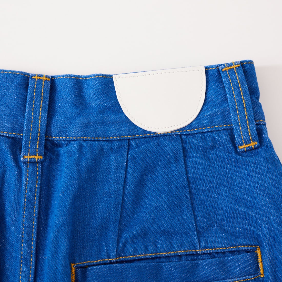 null. [ヌル] ポケットデザインデニムパンツ [153WFP261110] LBLU