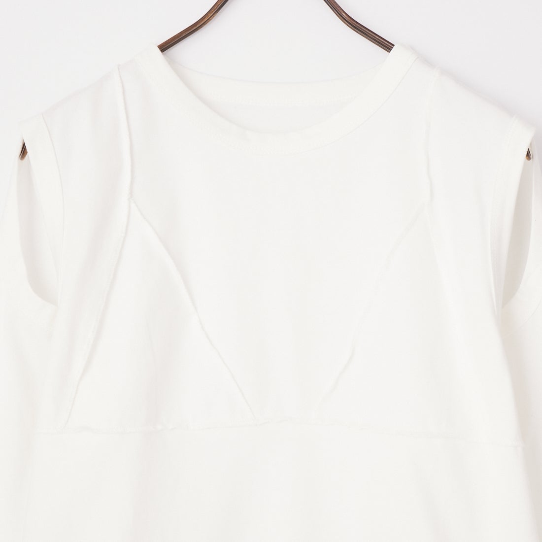 null. [ヌル] ビスチェオープンショルダーロングTシャツ [153WCT261108] IVR