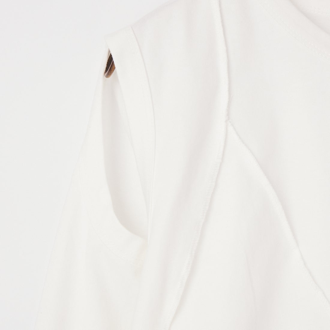 null. [ヌル] ビスチェオープンショルダーロングTシャツ [153WCT261108] IVR