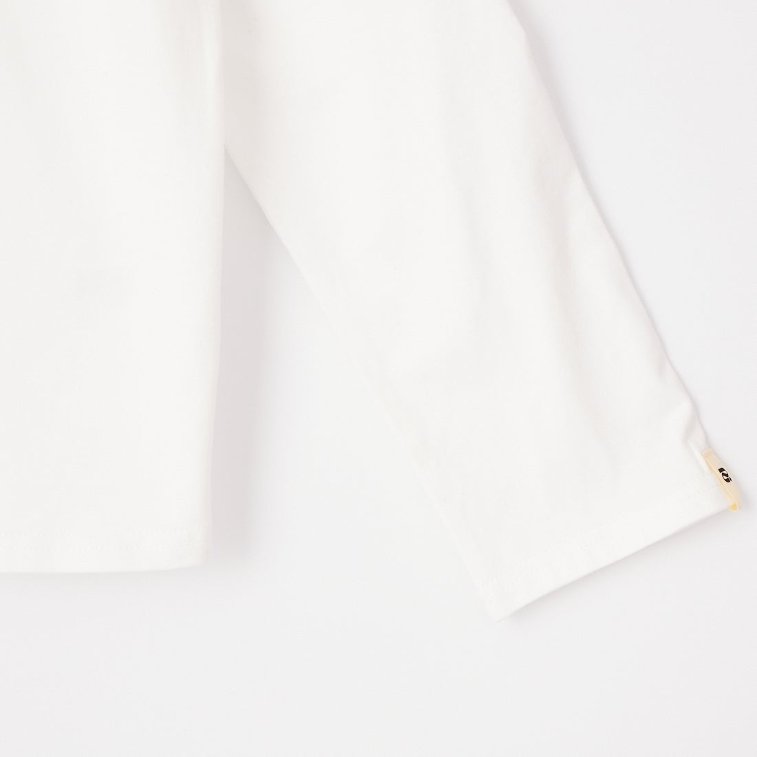 null. [ヌル] ビスチェオープンショルダーロングTシャツ [153WCT261108] IVR