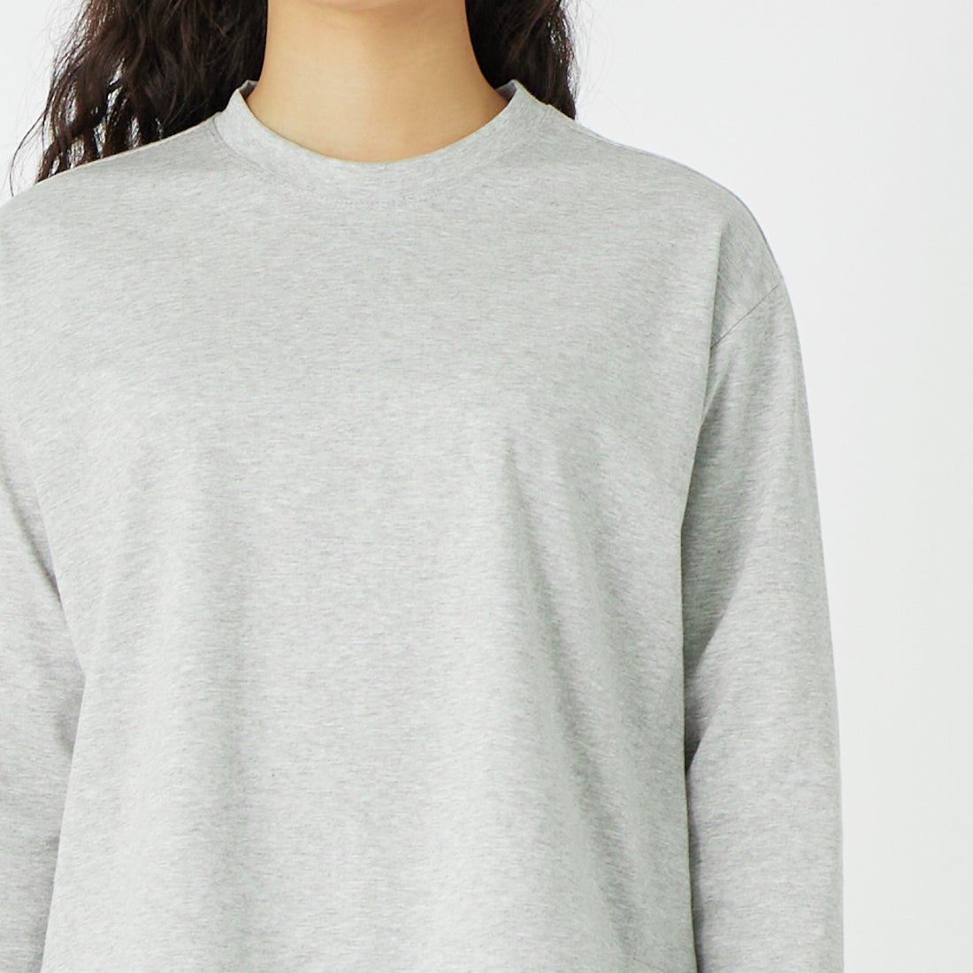 DIGNITE COLLIER [ディニテコリエ] 裾切替長袖カットソー [80990210-3] 001 ﾓｸｸﾞﾚｰ &&モデル身長：162cm 着用サイズ：F&&