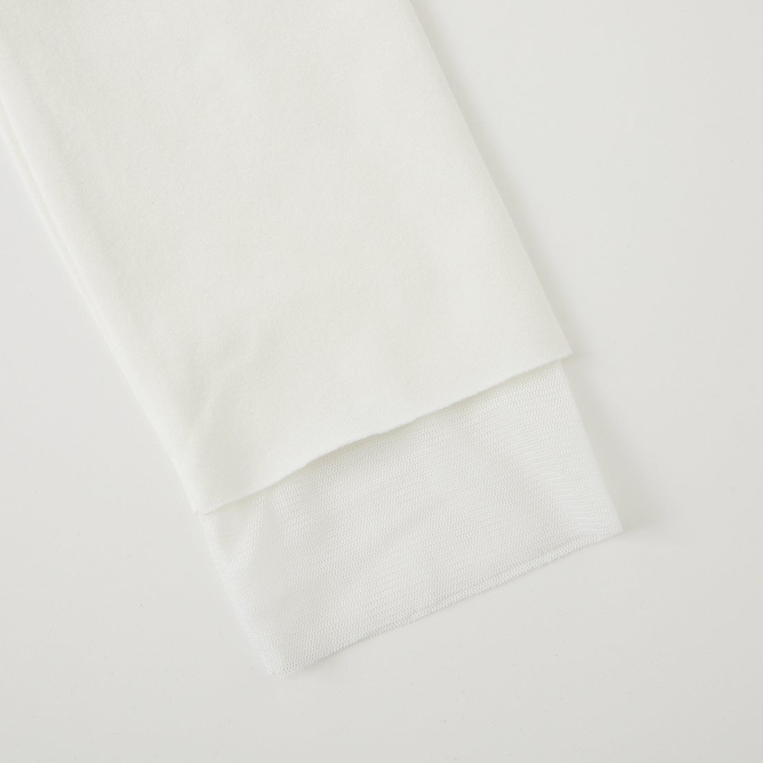 DIGNITE COLLIER [ディニテコリエ] チュール切替ハイネックカットソー [80990220] 031 ｵﾌﾎﾜｲﾄ