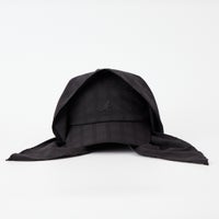 01 BLACK
