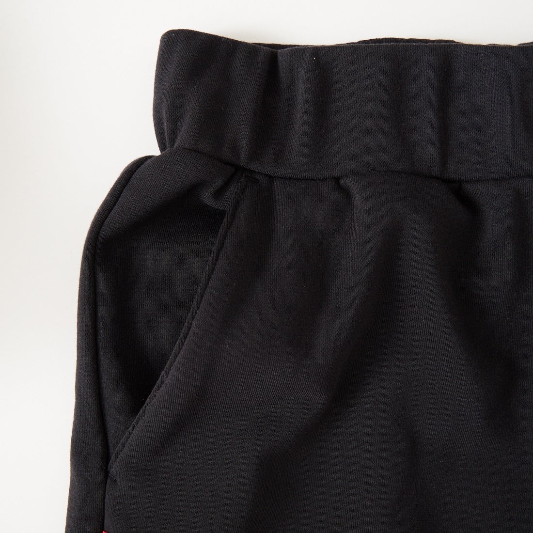 SY32 [エスワイサーティトゥ] ベーシックボックスロゴ ショートパンツ [32-26SN1-27] BLACK