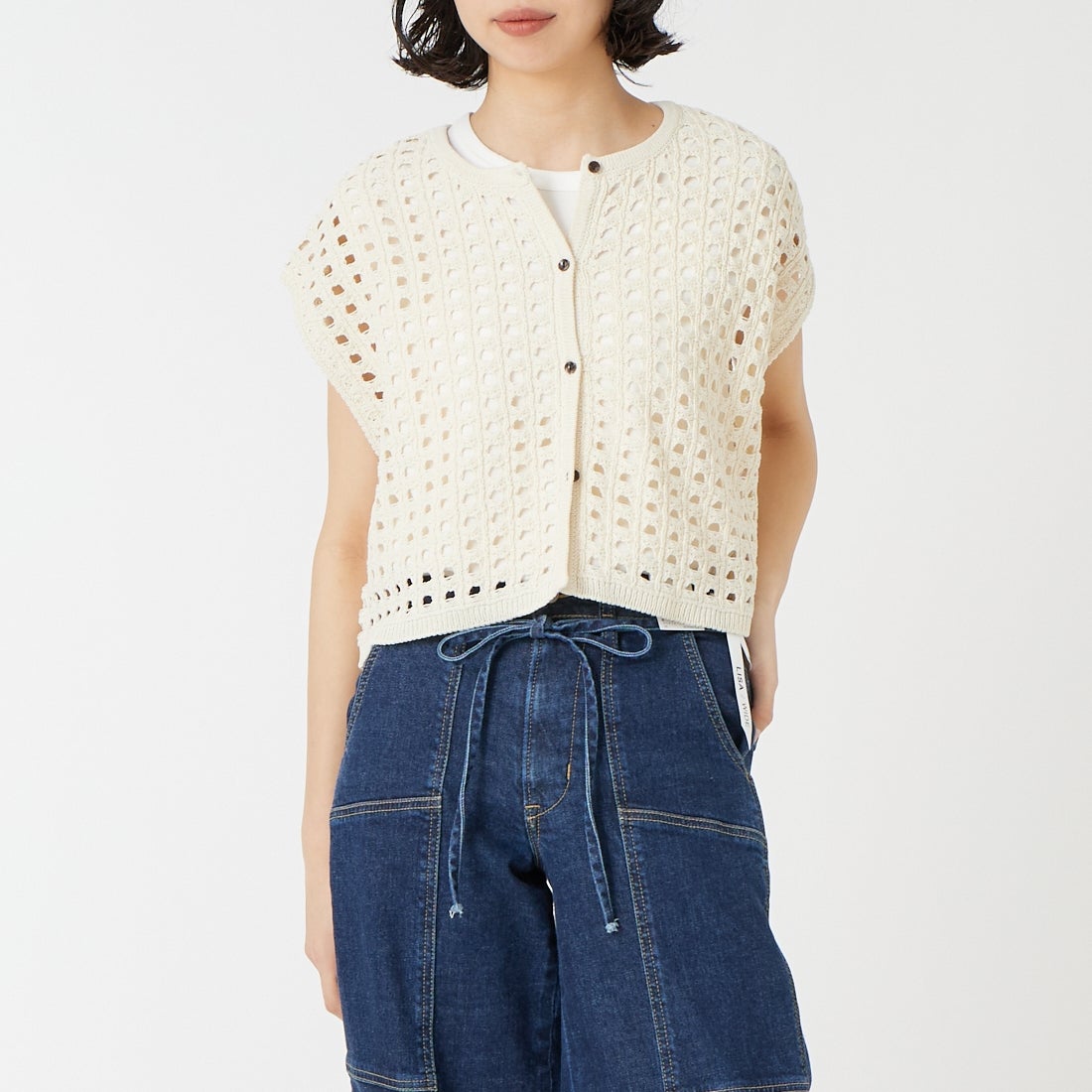 CHIGNON [シニヨン] メッシュボックスニットベスト [9561-098DP] O/WHITE &&モデル身長：162cm 着用サイズ：F&&