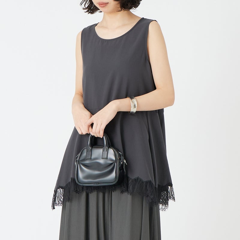 CHIGNON [シニヨン] ヘムレースサテンタンクトップ [1561-061NH 