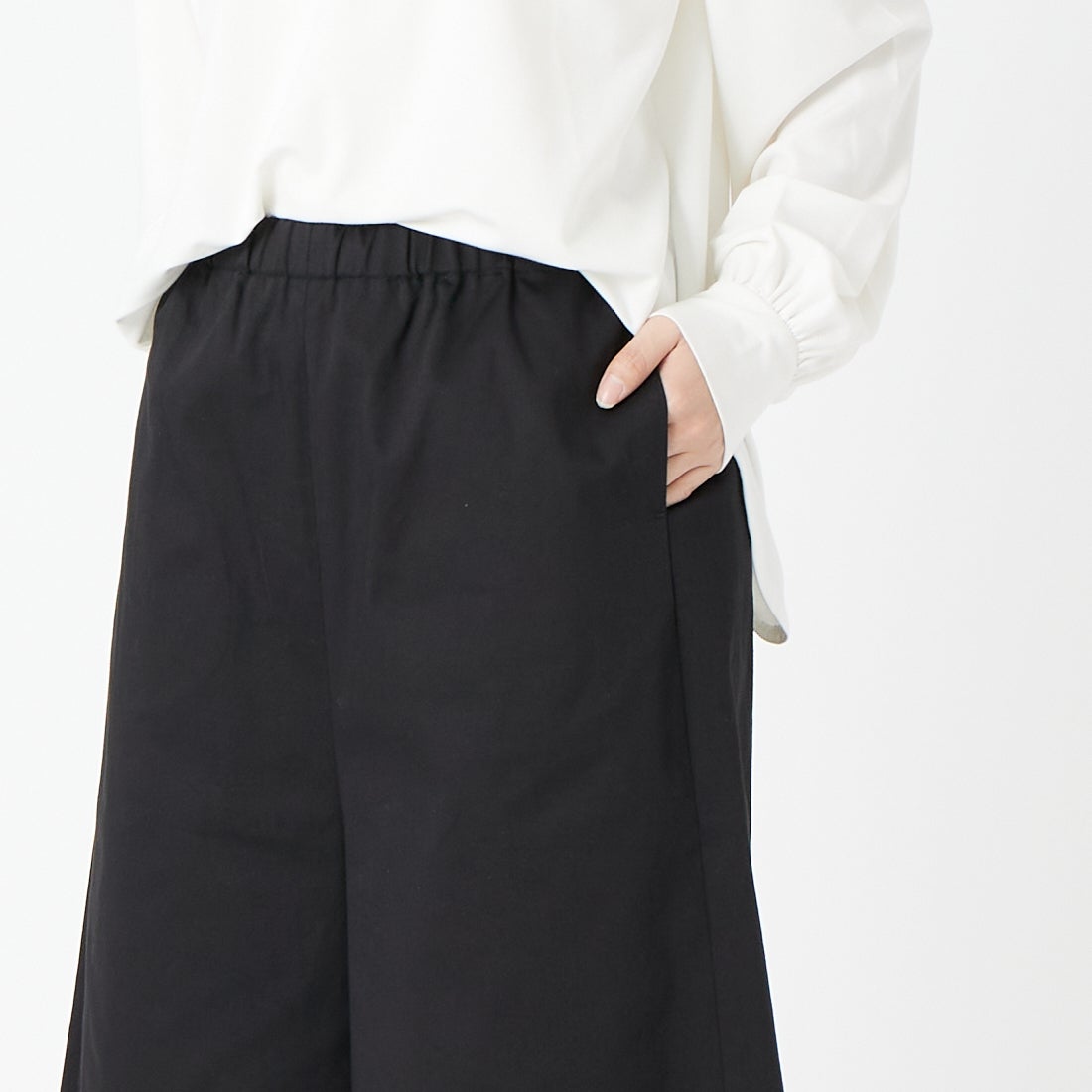 mizuiro ind [ミズイロインド] ハーフイージーパンツ [1-260101] 99 BLACK &&モデル身長：162cm 着用サイズ：F&&