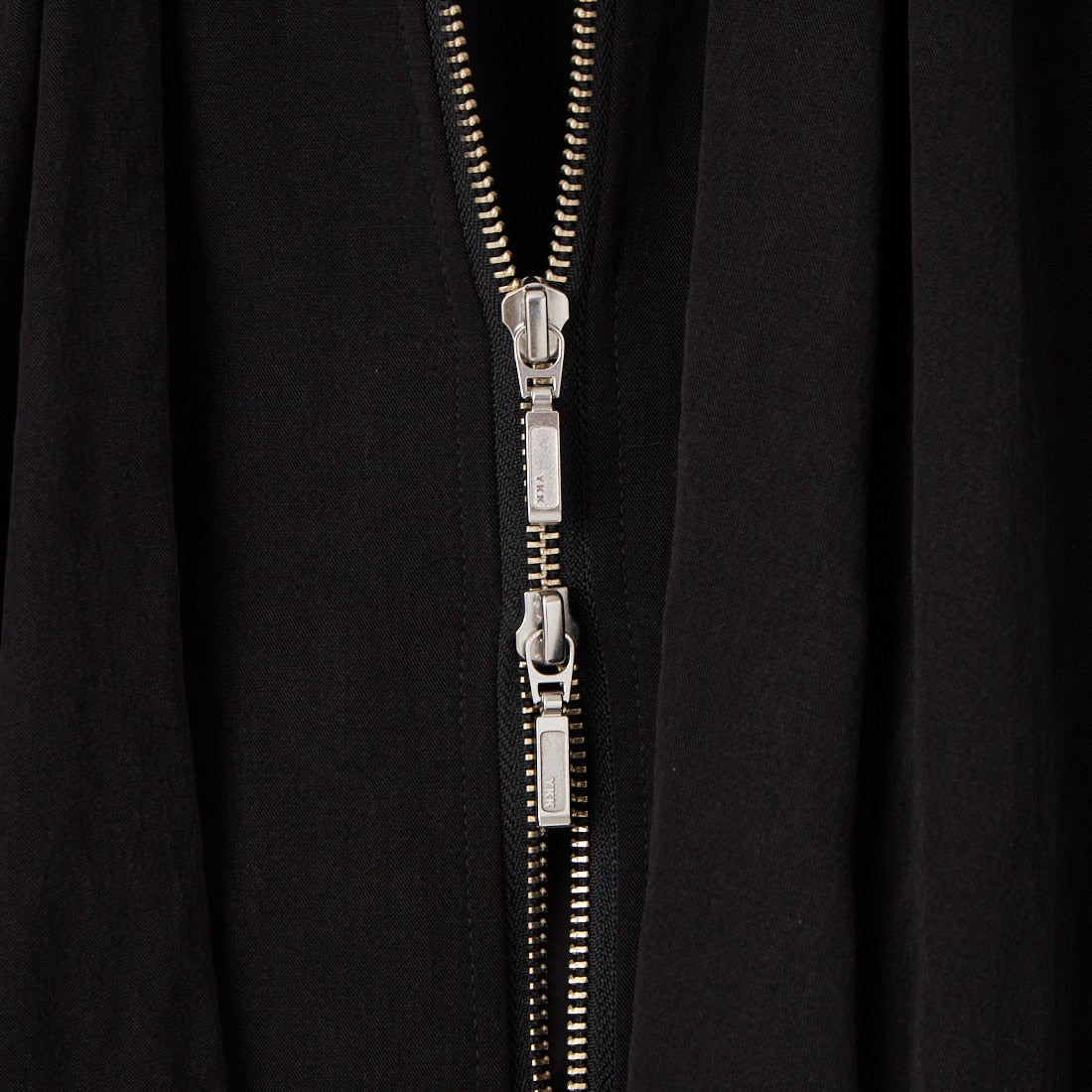 CHIGNON [シニヨン] ダブルジップバルーンジレ [4261-025MK] BLACK