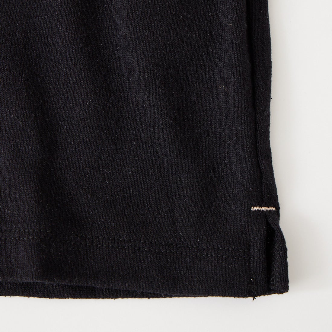 me. [ミードット] ウォッシャブルシルク天竺 ベーシックTシャツ [ME-25411] 298 N.BLAC