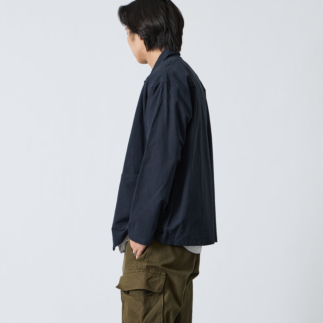 DANTON [ダントン] コットンリネンカバーオールシャツ [DT-B0240WCL] NAVY &&モデル身長：179cm 着用サイズ：42&&