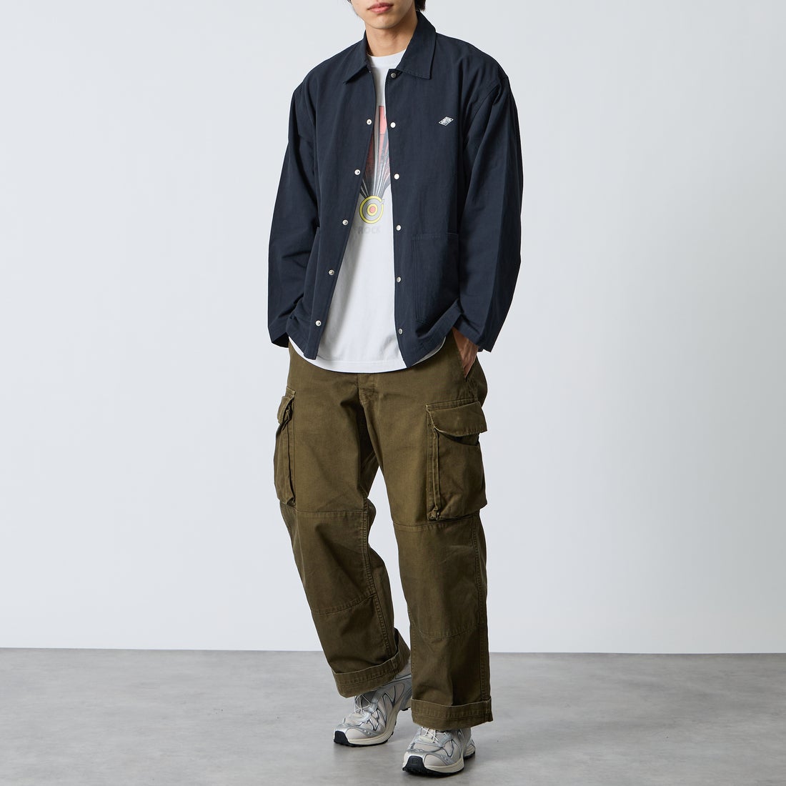 DANTON [ダントン] コットンリネンカバーオールシャツ [DT-B0240WCL] NAVY &&モデル身長：179cm 着用サイズ：42&&