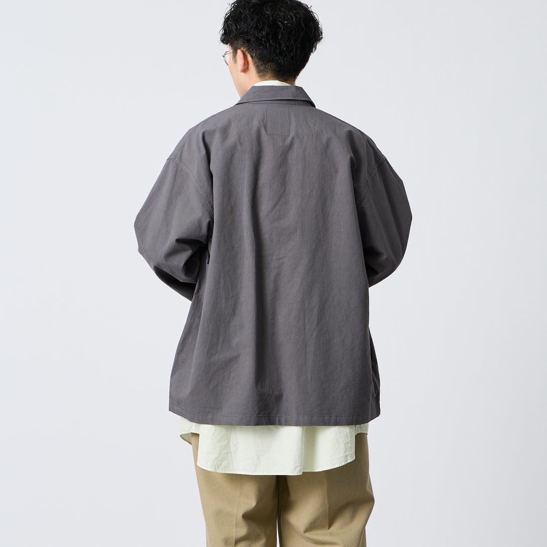 DANTON [ダントン] コットンリネンカバーオールシャツ [DT-B0240WCL] CHARCOAL &&モデル身長：168cm 着用サイズ：42&&