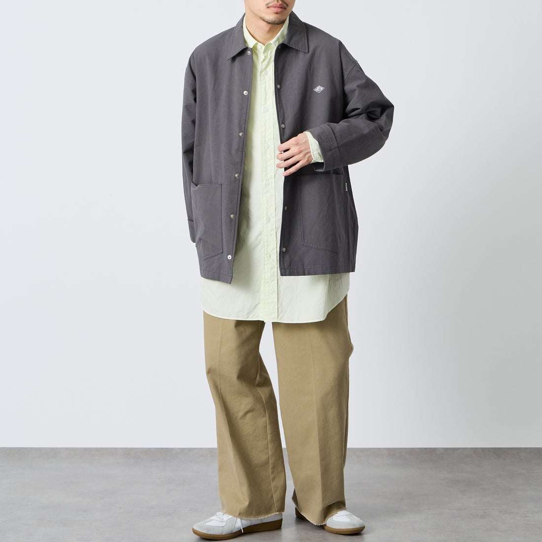 DANTON [ダントン] コットンリネンカバーオールシャツ [DT-B0240WCL] CHARCOAL &&モデル身長：168cm 着用サイズ：42&&