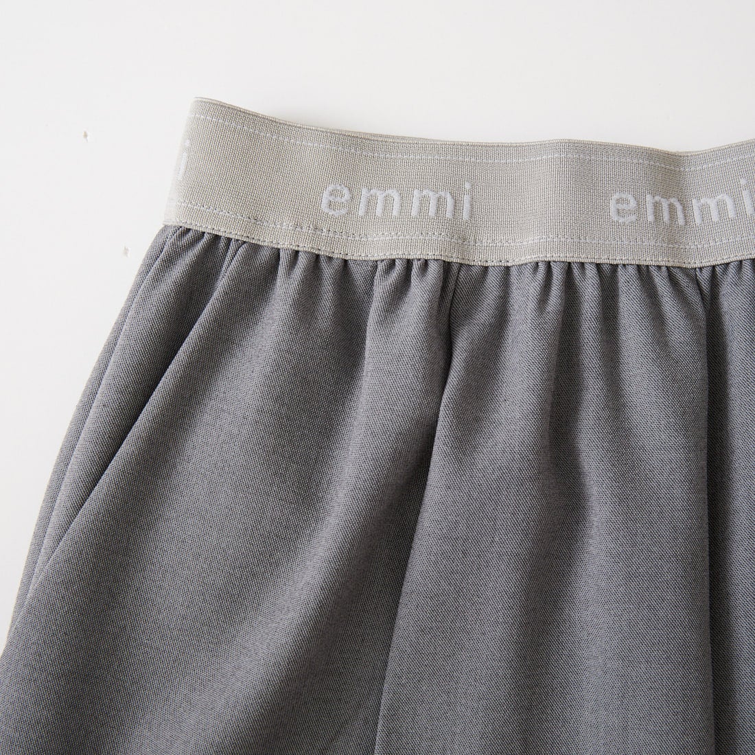 emmi [エミ] ゴムジャガードイージーパンツ [13WFP261076] GRY