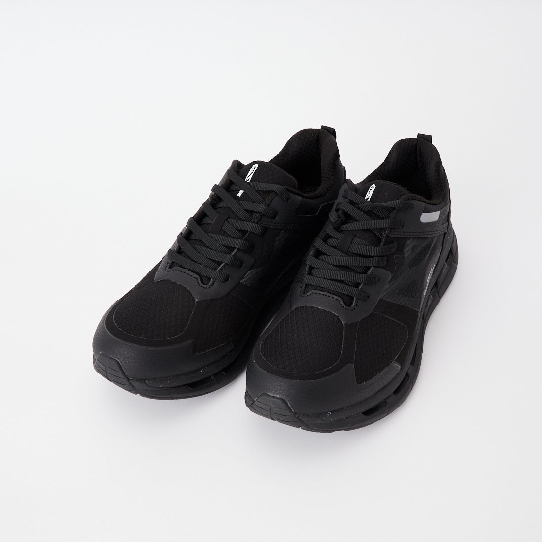 MOISTHROUGH 360 [モイスルー360] VENTIRIS スニーカー [M1110M] BLACK