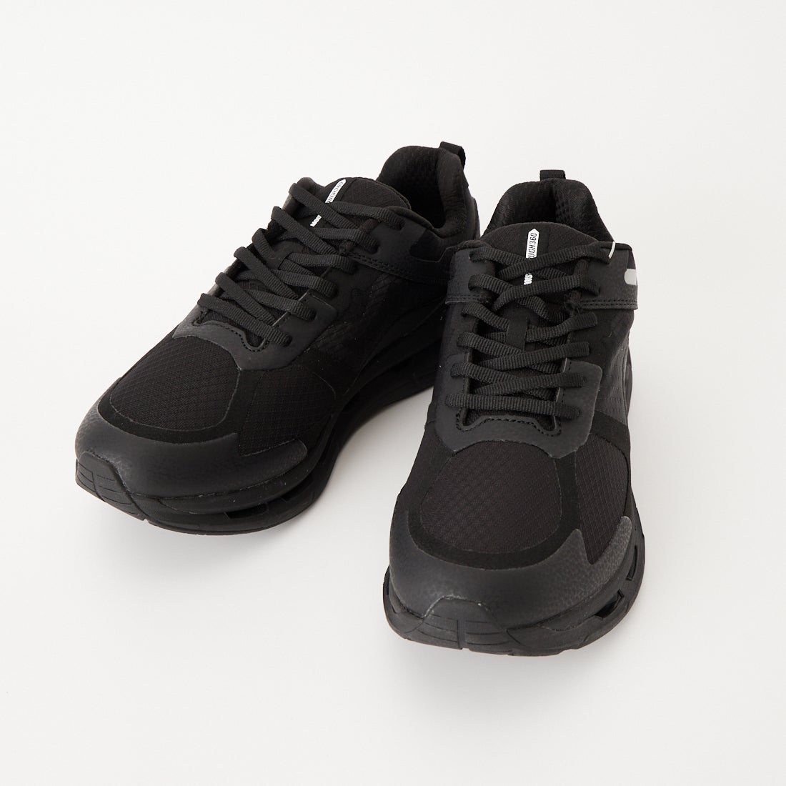 MOISTHROUGH 360 [モイスルー360] VENTIRIS スニーカー [M1110M] BLACK