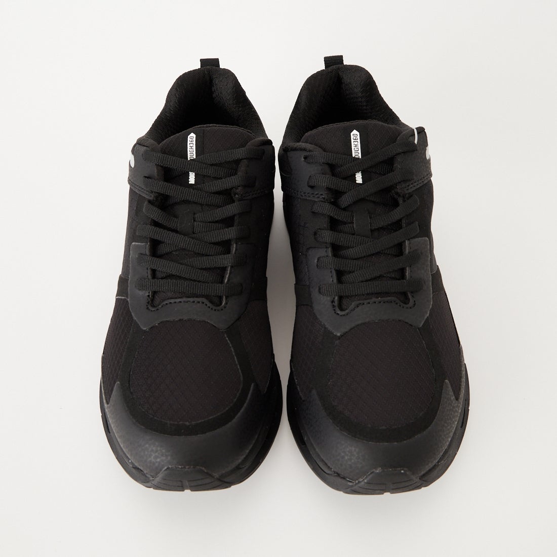 MOISTHROUGH 360 [モイスルー360] VENTIRIS スニーカー [M1110M] BLACK