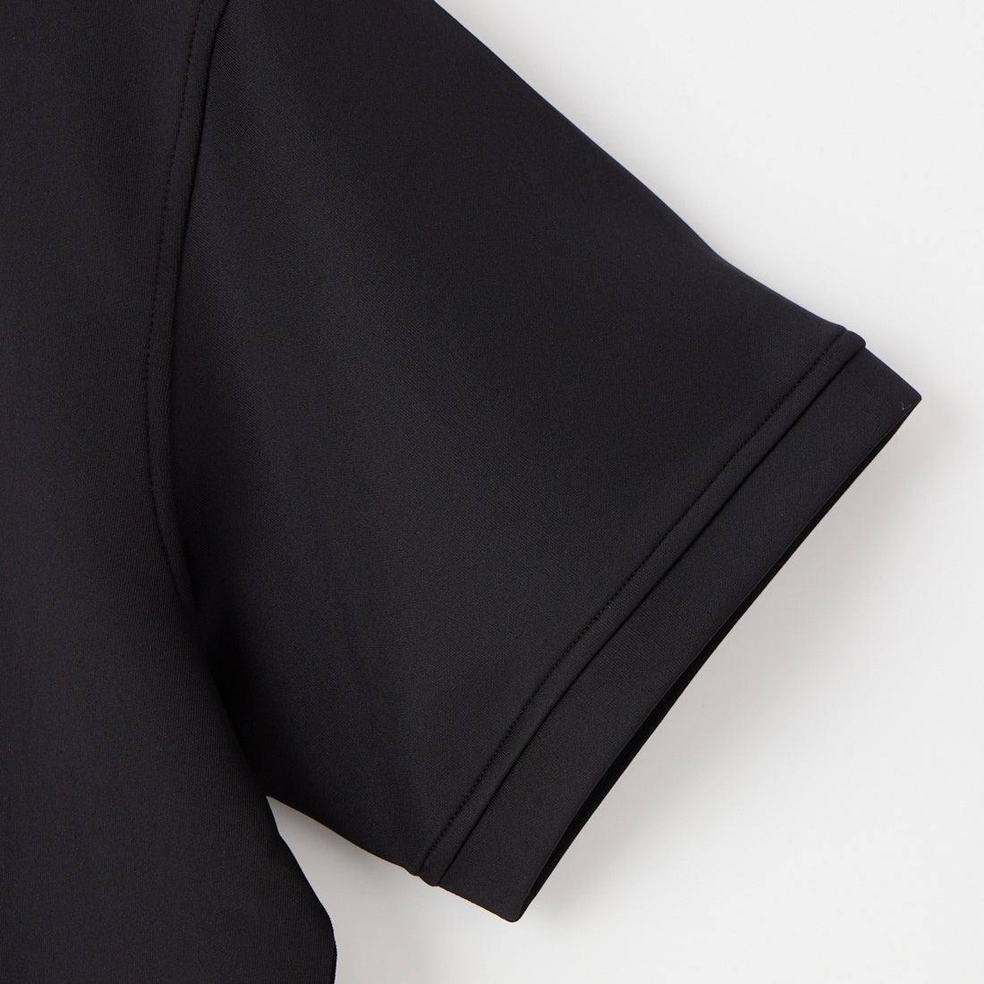 SY32 GOLF [エスワイサーティトゥ ゴルフ] ダブルニットハーフスリーブジップシャツ [SYG-26S1-08] BLACK