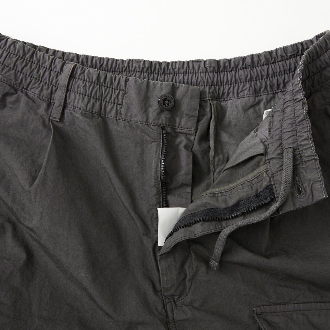 C.P.COMPANY [シーピーカンパニー] マイクロレップス ボクシーカーゴレンズパンツ [20CMPA126A] 921 GUNMET